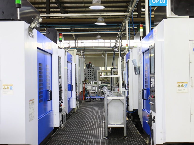 多合一電驅(qū)技術(shù)重構(gòu)電動(dòng)汽車核心戰(zhàn)場：集成化革命下的產(chǎn)業(yè)變局